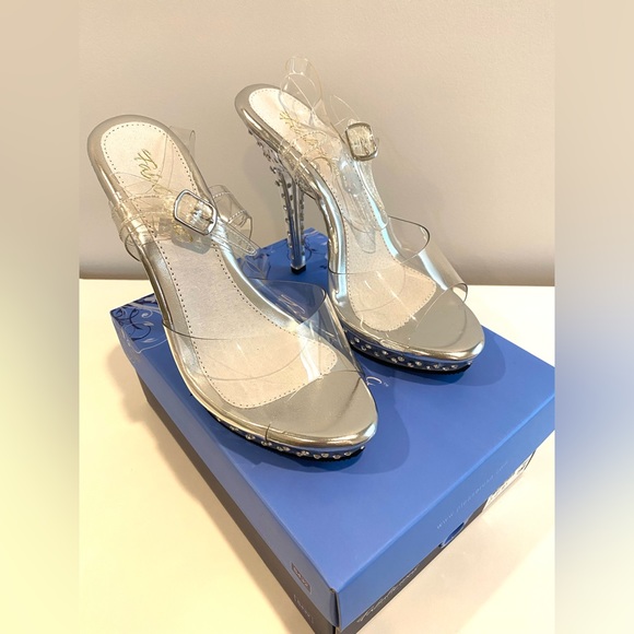 Clear platform heels with ankle strap and crystals 5 inches tall size 5 - Picture 3 of 14